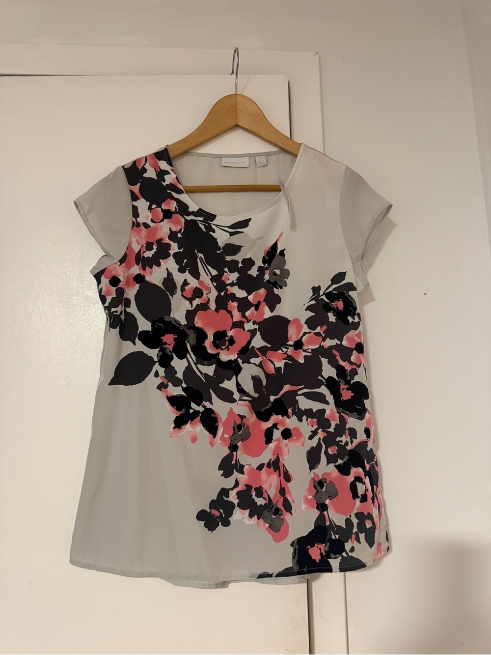 New York & Company Pink and Black Floral Short-Sleeve Blouse